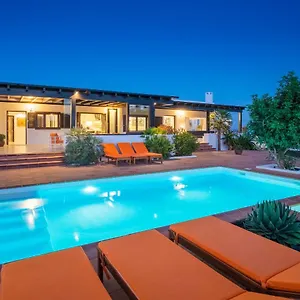 Villa Agave // Cardon, Puerto Calero
