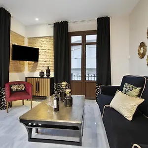  Appartement Suites Gran Via Capilla Real Espagne
